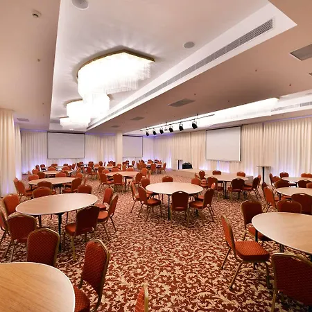 Western Center Hotel