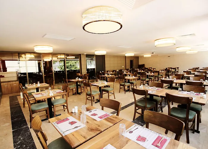 Otel Western Center 4*